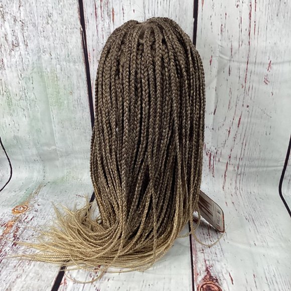 Knotless Box Braids 30” #T4/27/613 Natural Style Lace Front Wig Synthetic - Picture 3 of 7